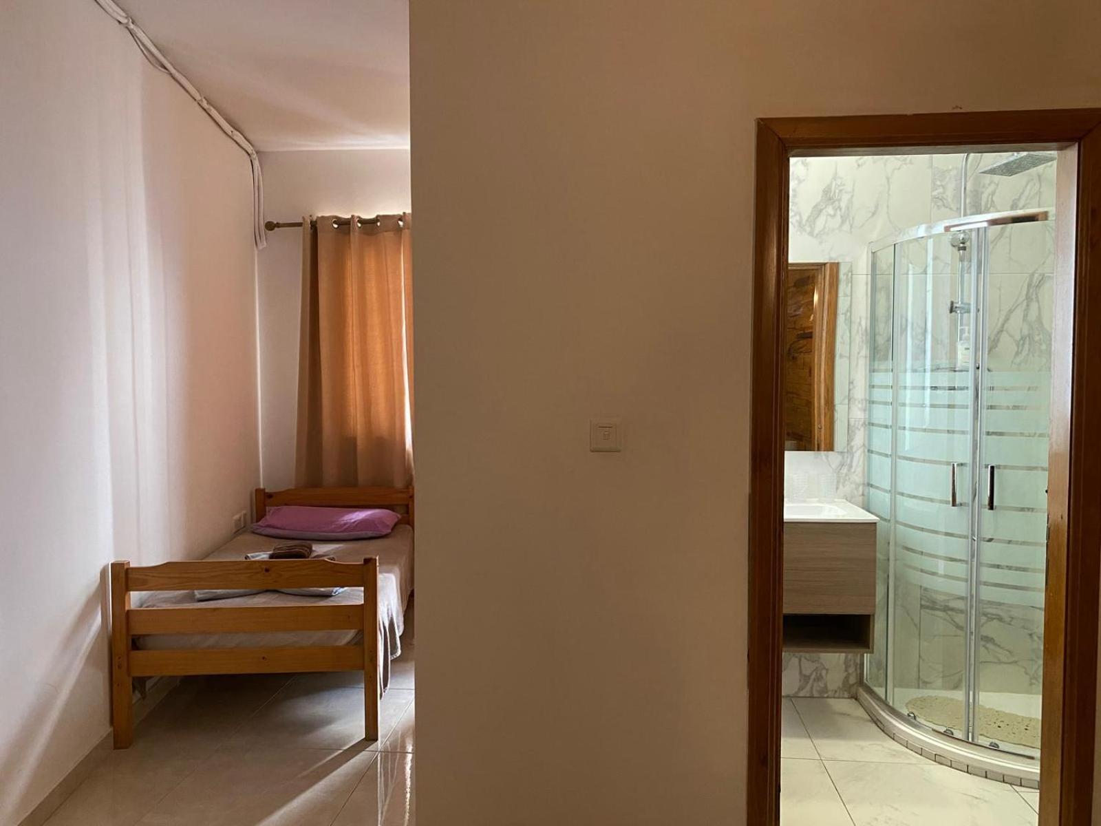Xl Central Home - Sleeps 10 People Pieta Exterior photo